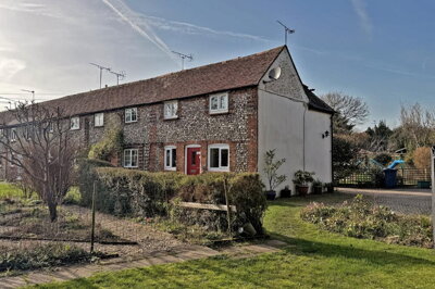 Property on Moat Lane, HP16 9BS