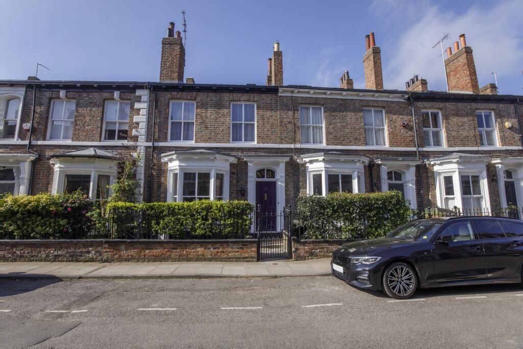 Terraced House