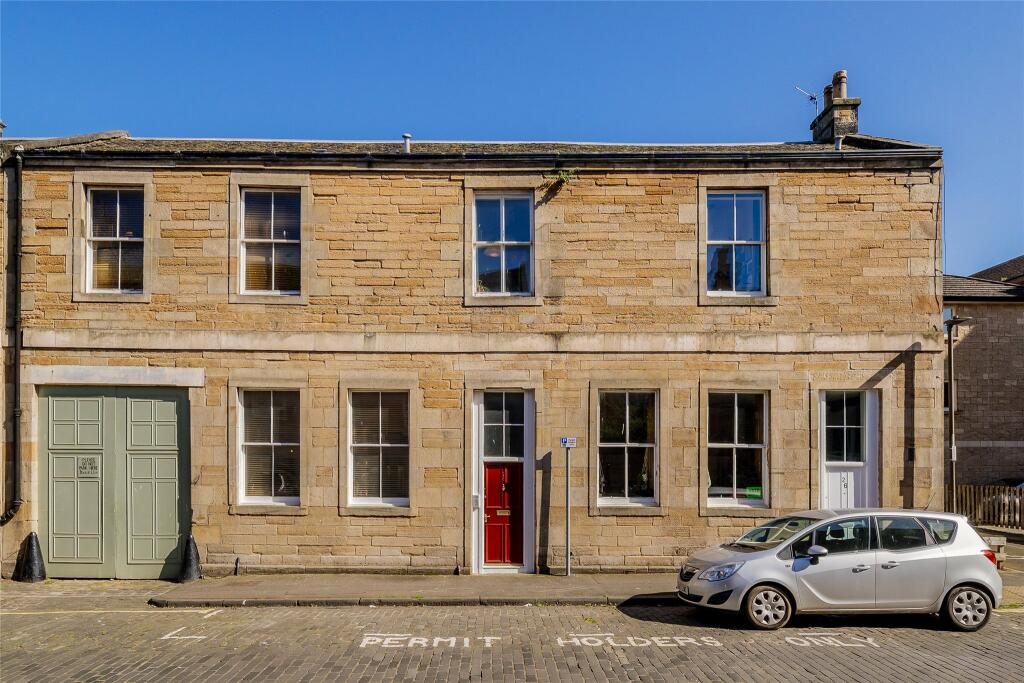 Terraced House