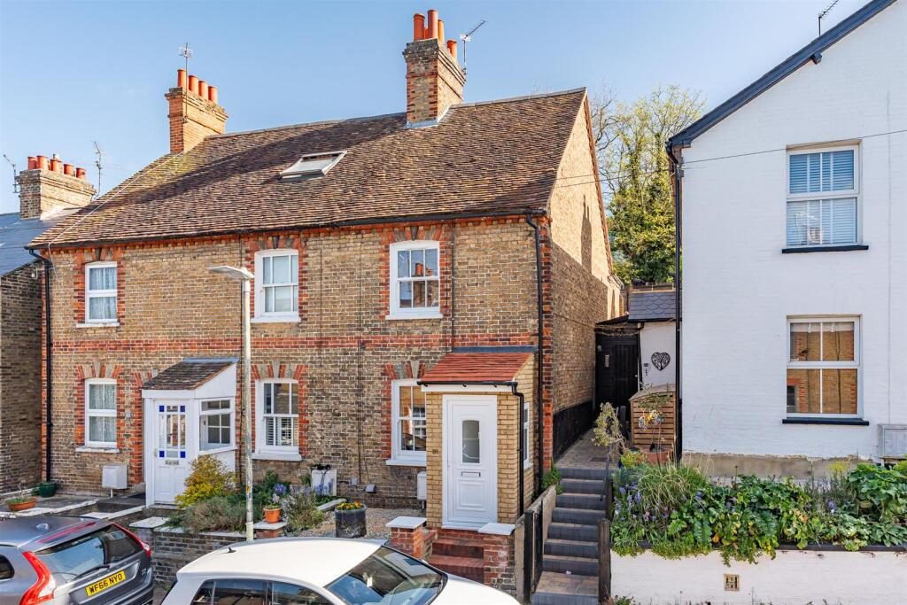 Terraced House