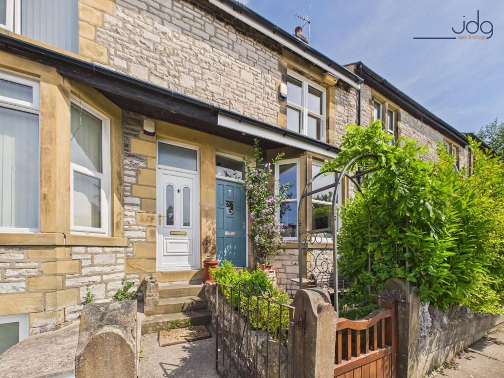 Property main image