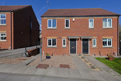 Property on Stormont Grove, S43 3JG