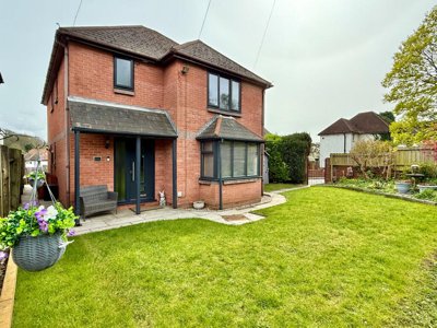 Property on Chepstow Road, NP19 9FB