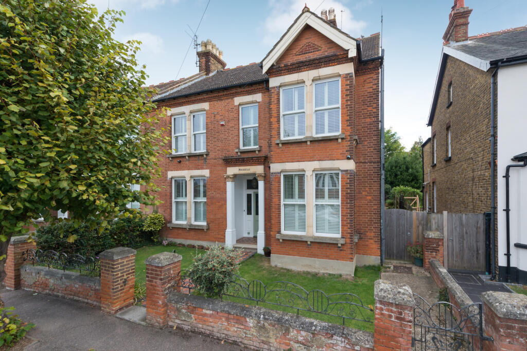 Property main image