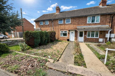 Property on Spalding Common, PE11 3AS