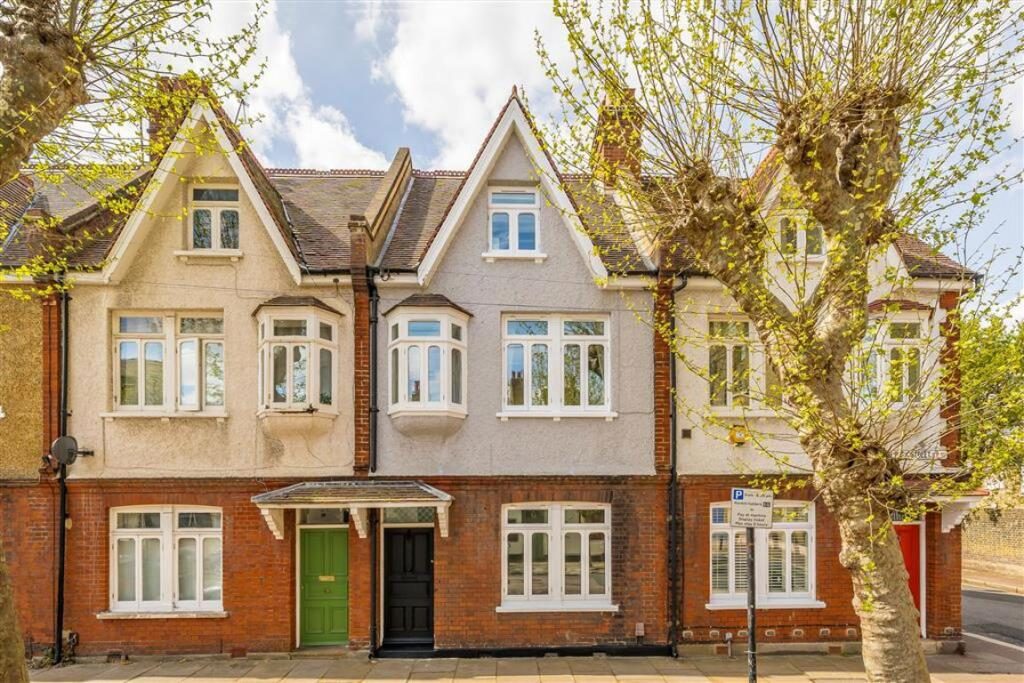 Terraced House