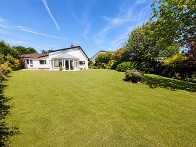 Property on Wood Hill Park, BS20 7DR