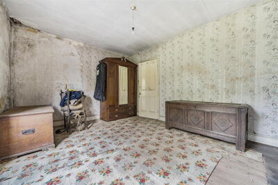 Property on CA19 1XG