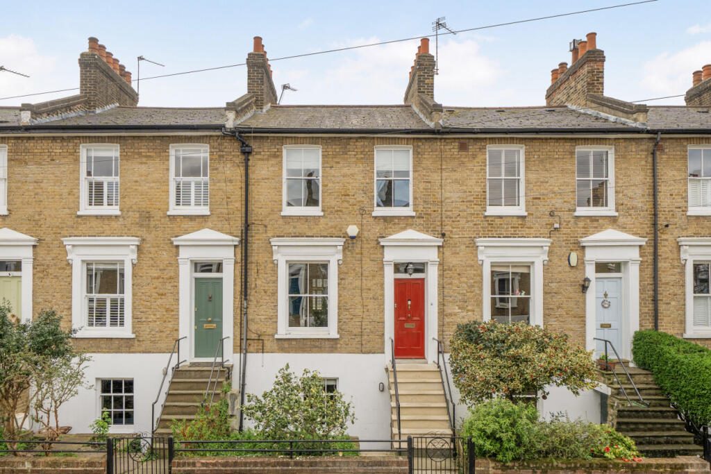 Terraced House