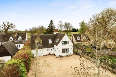 Property on South Leigh Road, OX29 6UW