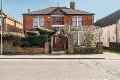 Property on Elm Grove, PO11 9EH