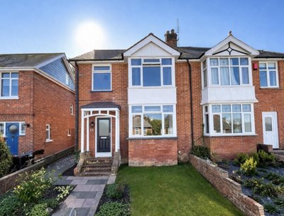 Property on Broadway, EX2 9LU