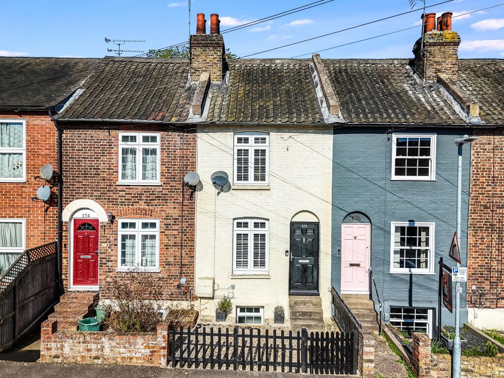 Terraced House