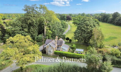 Property on Main Road, IP9 1BA