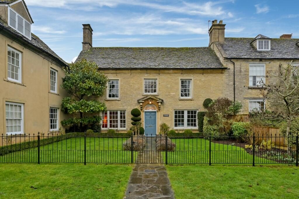 Terraced House