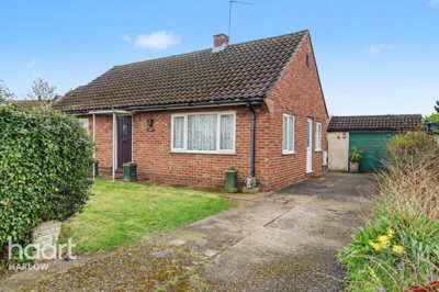 Property on CM19 4HW