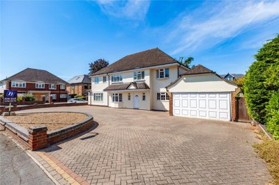 Property on Dalewood Close, RM11 3PJ