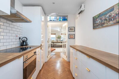 Property on Botolph Alley, EC3R 8DR