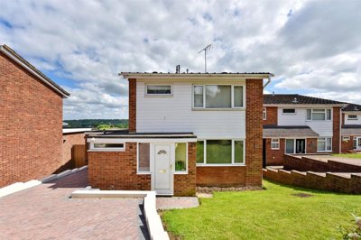 Property on Ryans Mount, SL7 2PB