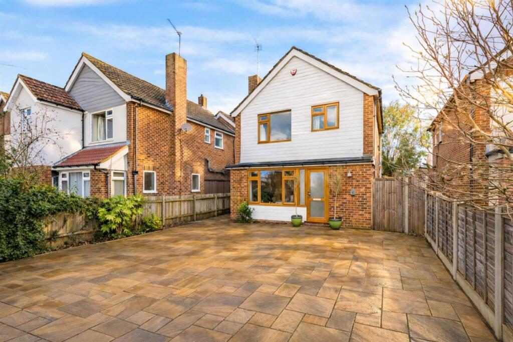 Property main image
