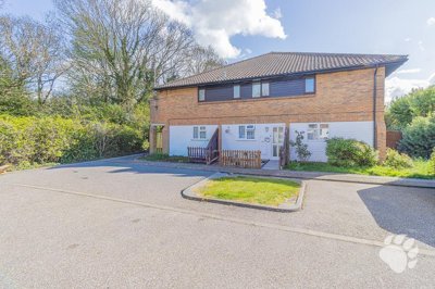 Property on Bartlow Side, SS13 1RE