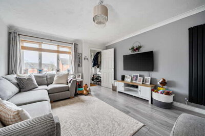 Property on Halliday Close, WD7 9JZ