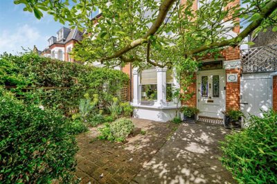 Property on Beverley Road, SW13 0LX