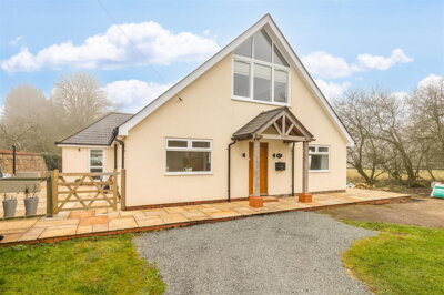 Property on Roe Green, SG9 0QE