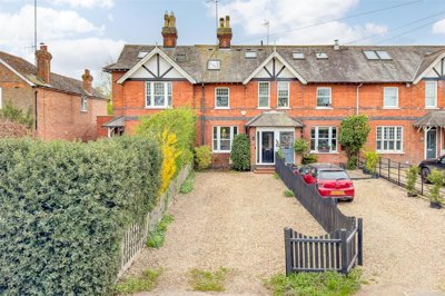 Property on Luton Road, AL5 3LW