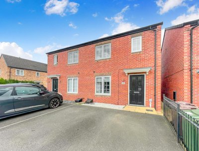 Property on Silkstone Road, WF7 5PL
