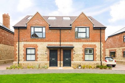 Property on Beckett Drive, OX14 3XA