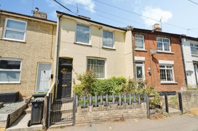 Property on CO10 2TU
