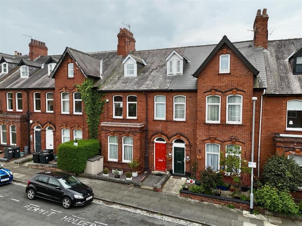 Terraced House