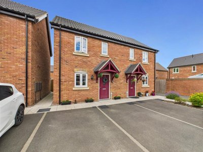 Property on Bridgeways, LN13 9DF