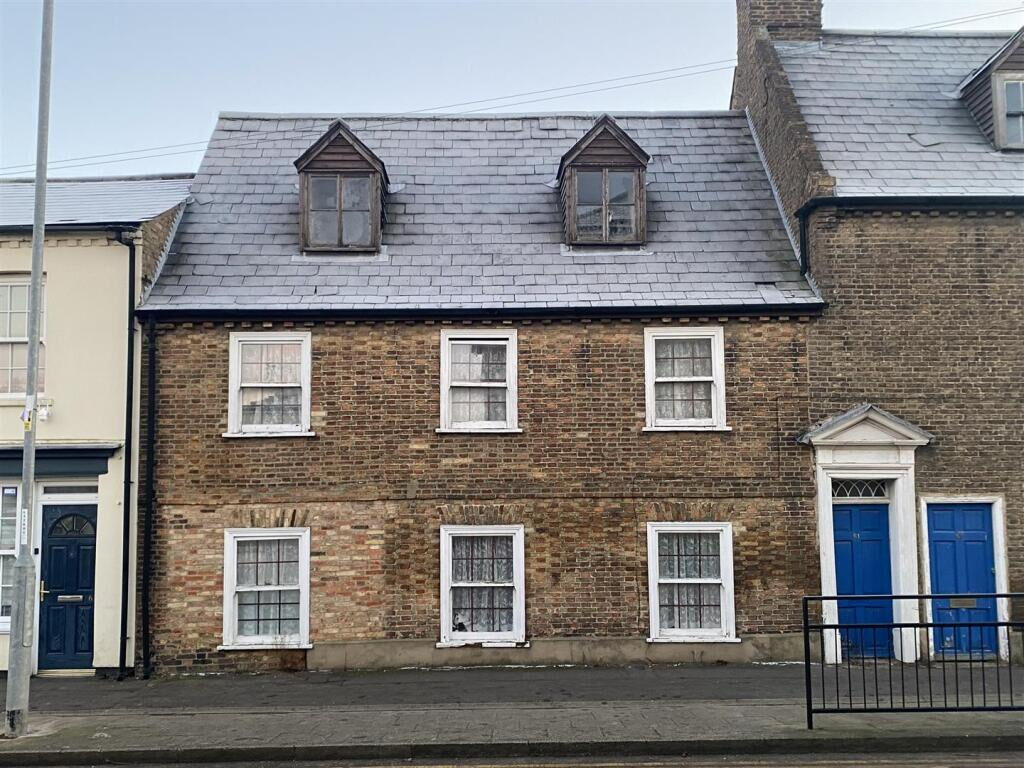 Terraced House