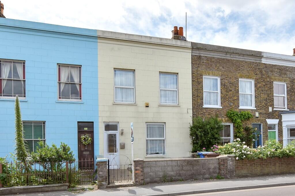Terraced House