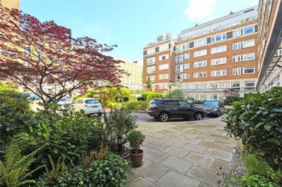 Property on Nottingham Terrace, NW1 4QD