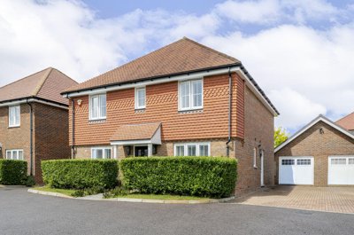 Property on Pochard Gardens, TN6 3FU