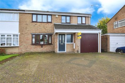 Property on Torrington Close, LE18 2RY