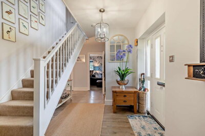 Property on EX13 7BN