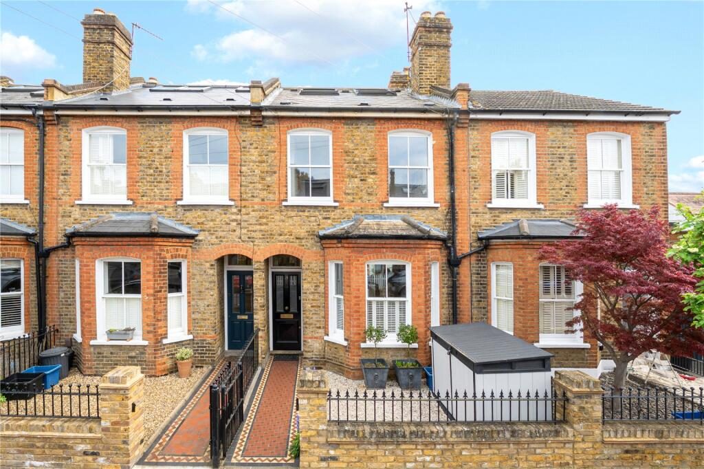 Terraced House