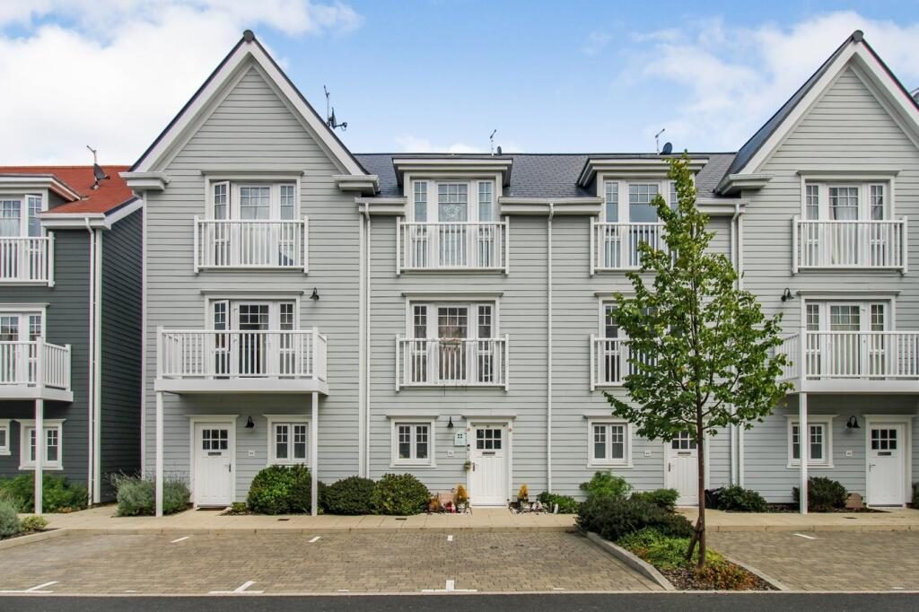 Terraced House