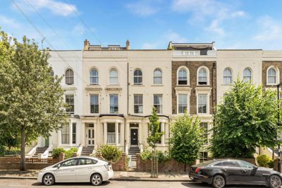 Property on Yonge Park, N4 3NU