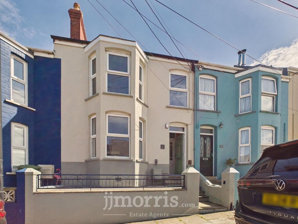 Terraced House