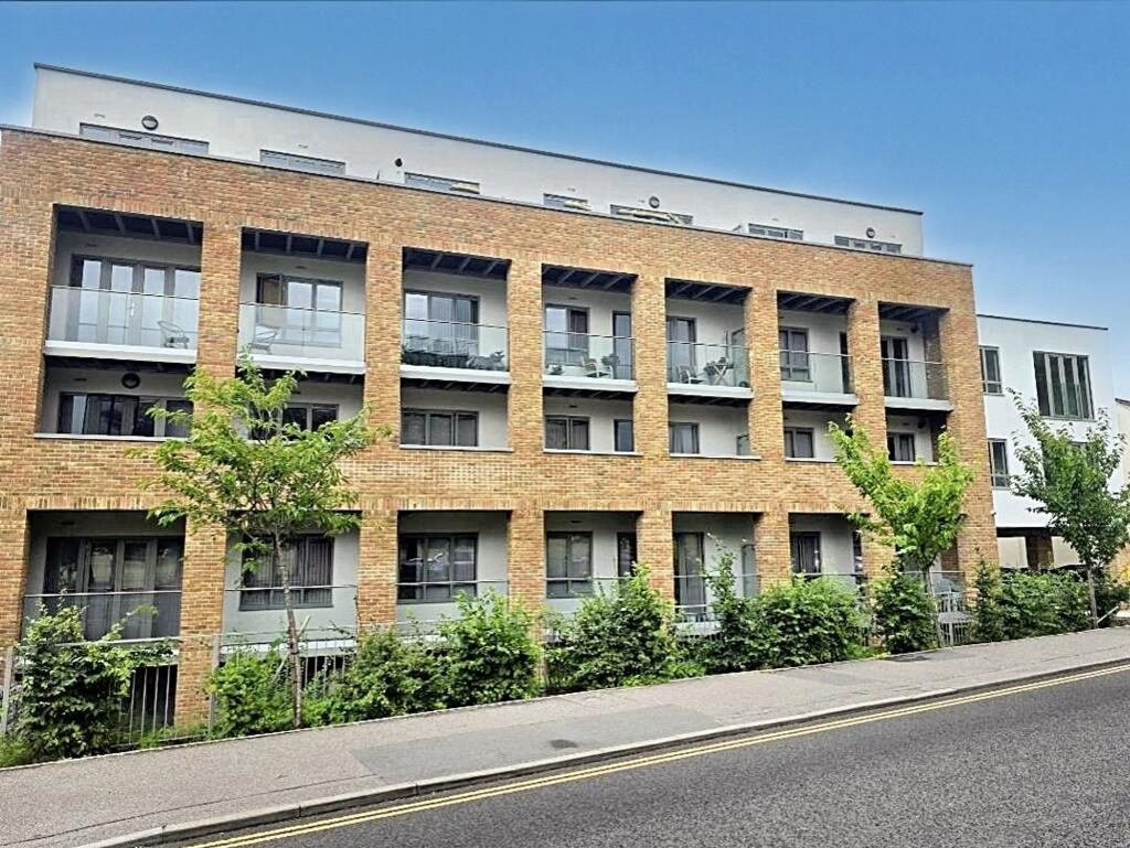 Property main image