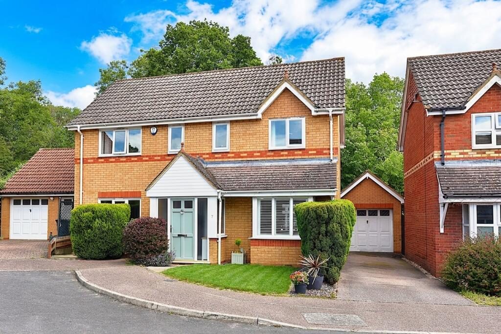 Property main image