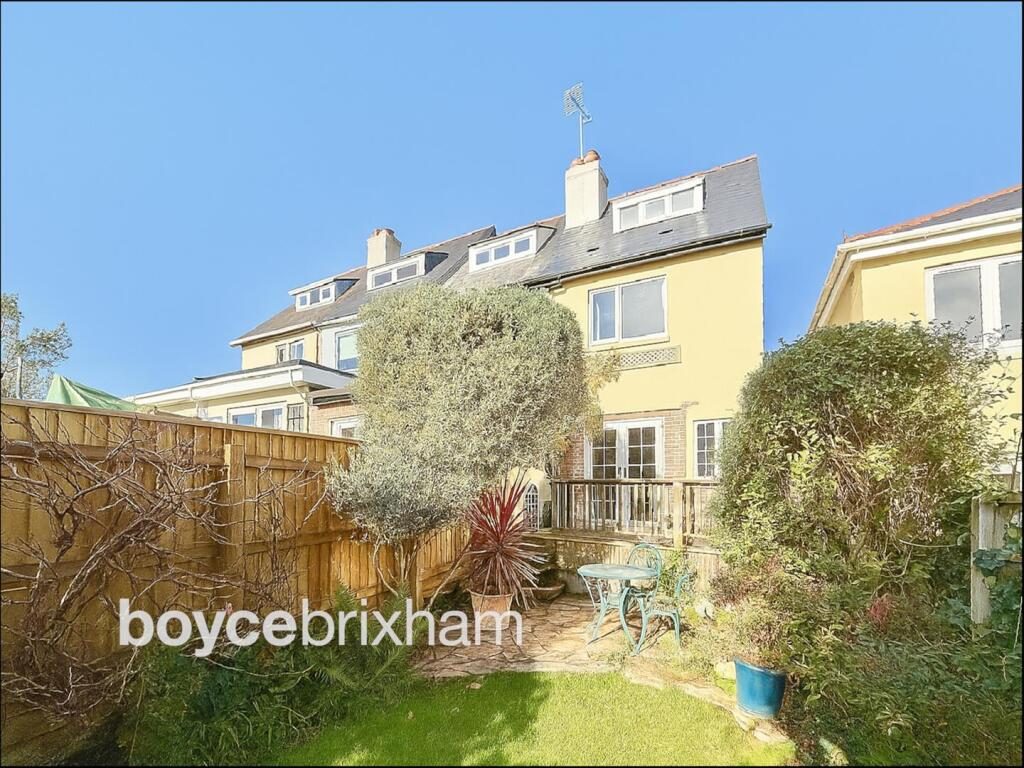Terraced House