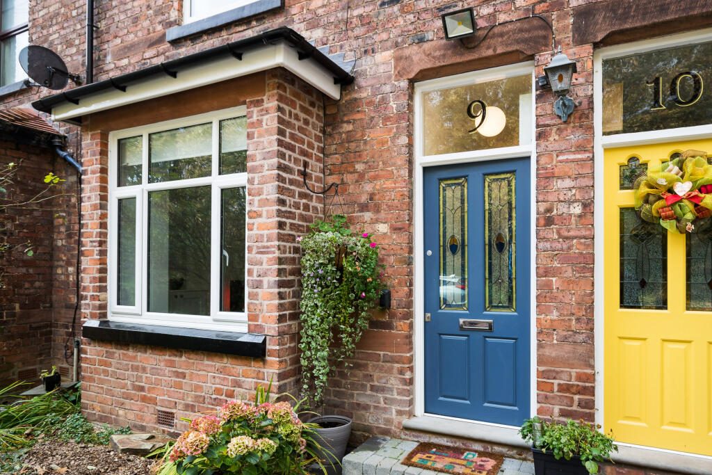 Terraced House