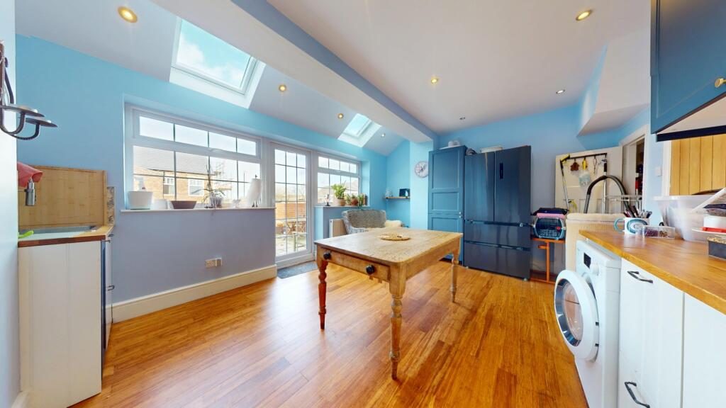 Terraced House