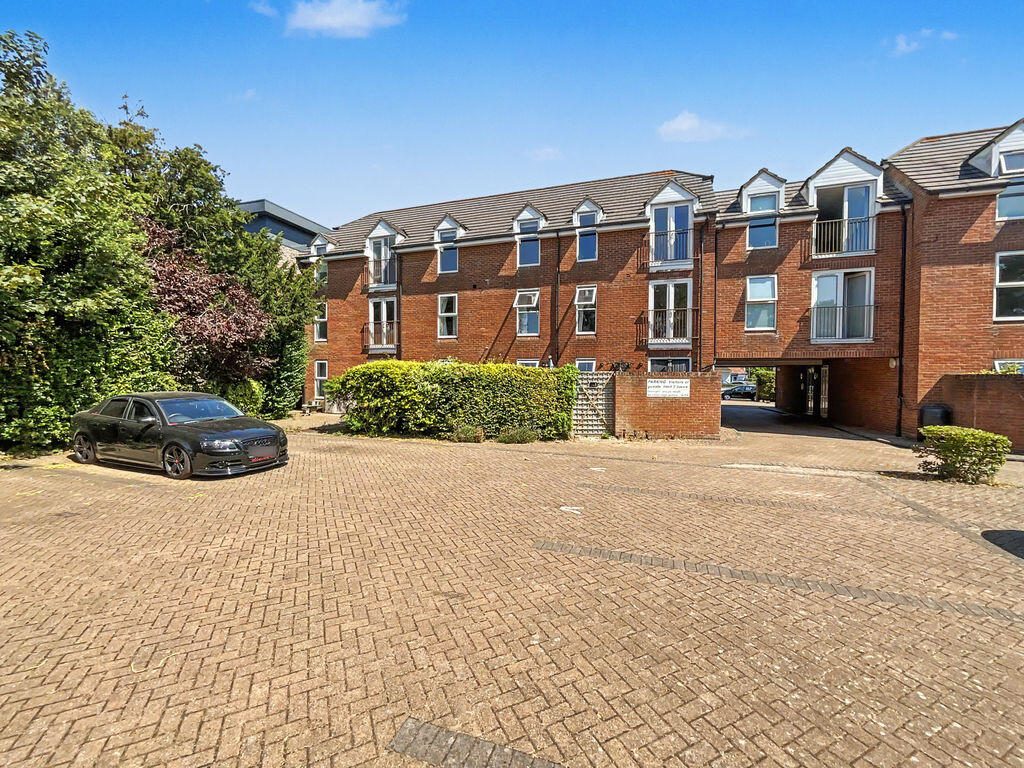 Property main image